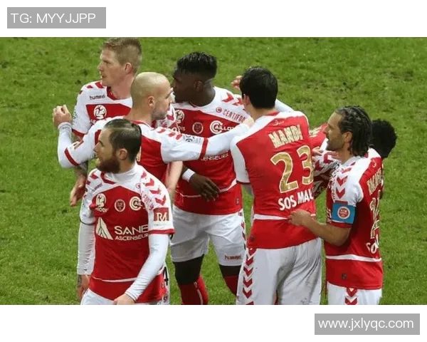 第38轮法甲精彩对决兰斯主场迎战雷恩全力争胜展现球队实力